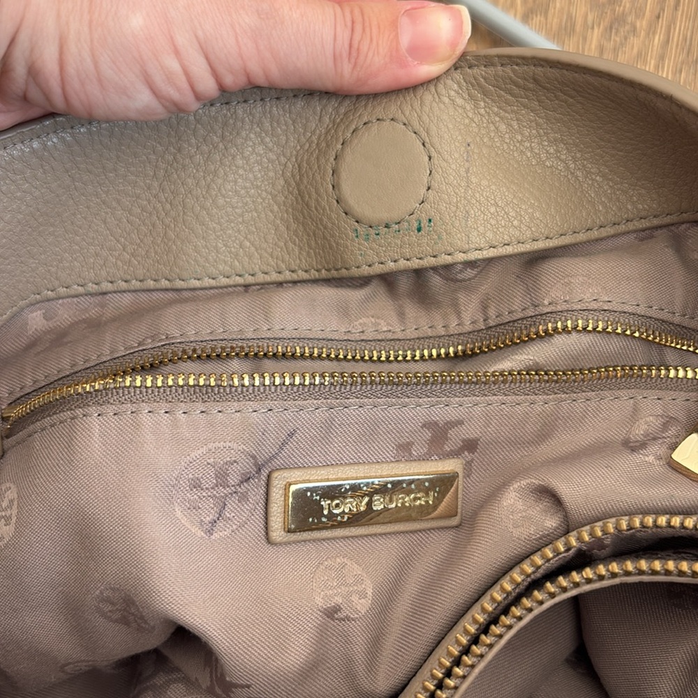 Tory Burch Taupe Chain Shoulder Bag - Picture 10 of 11